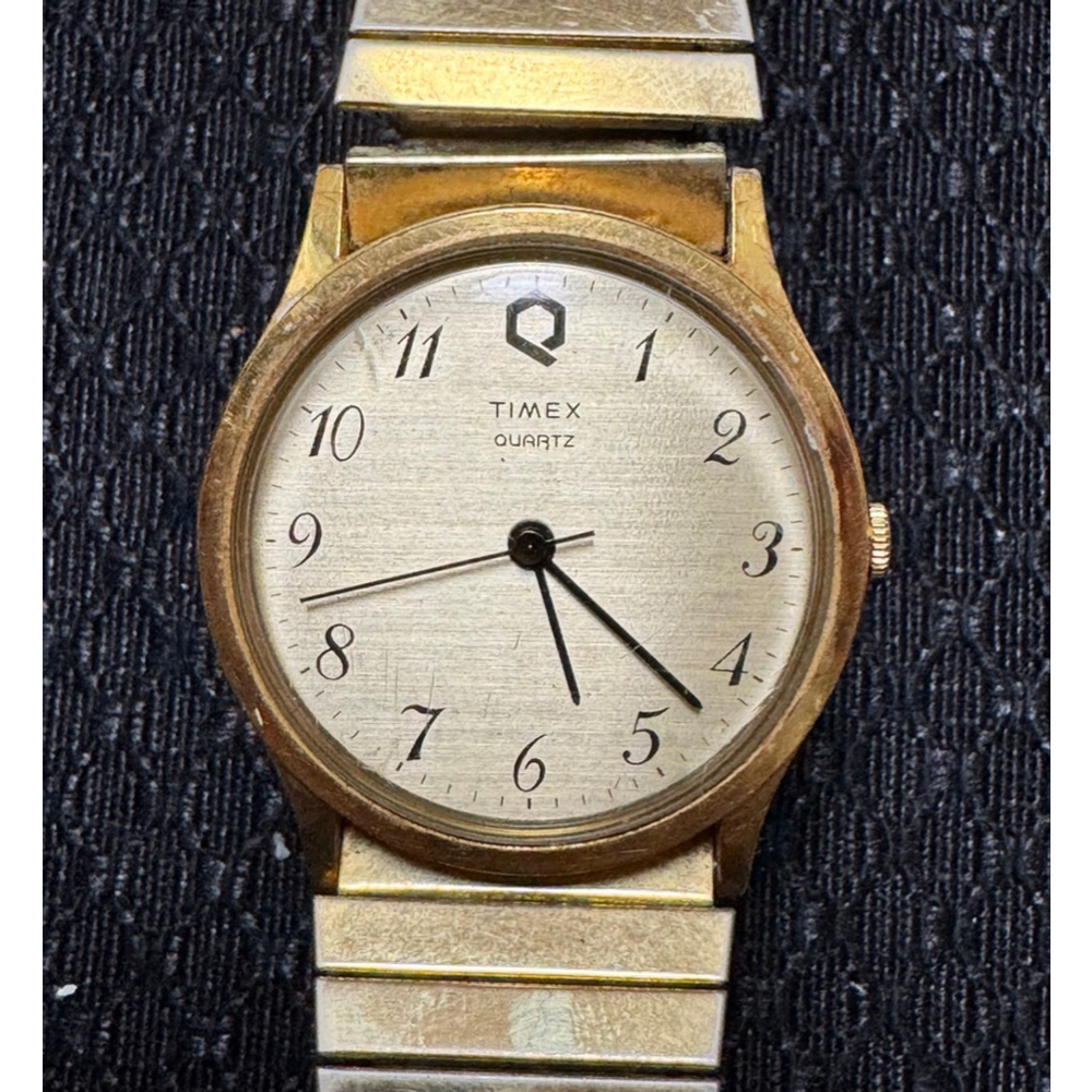 1985 Timex Gold Tone Men’s Quartz Watch - For parts or Repair